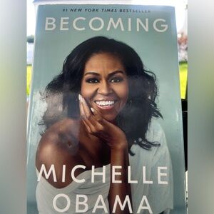 Our first Black lady of the United States Michell Obama